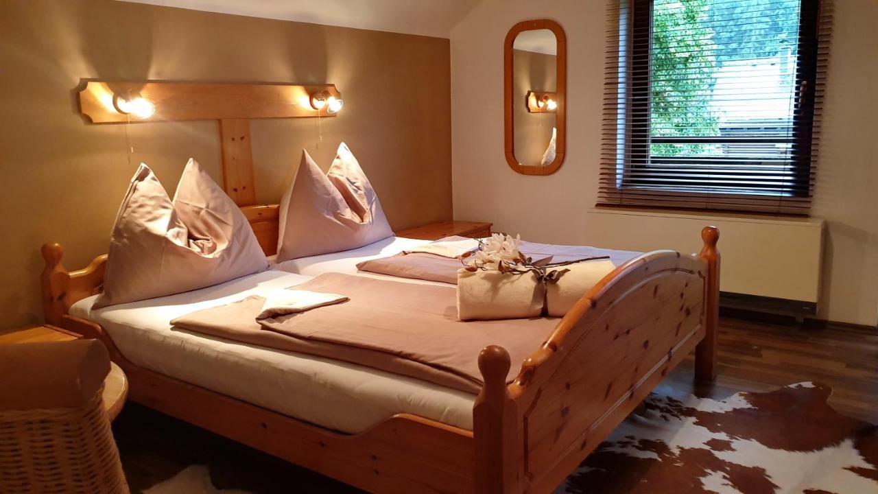 Haus Alpenblick Apartment Obertraun Luaran gambar